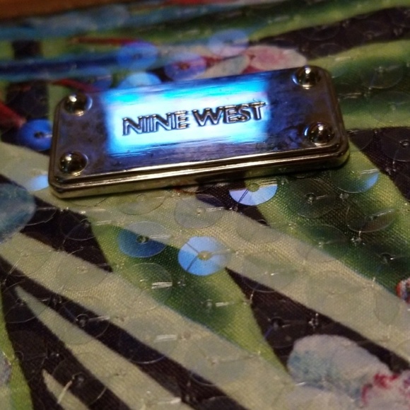 Purse - Picture 2 of 5